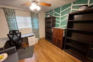 11303 Greenwillow St, Houston, TX 77035 - Photo 23