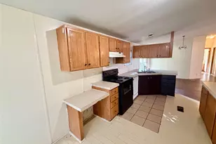 810 Mercedes Benz Ct, Humble, TX 77396 - Photo 5