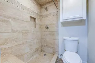 10822 Kirktown Dr, Houston, TX 77089 - Photo 13