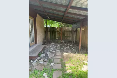 10822 Kirktown Drive, Houston, TX 77089 - Photo 7