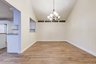 10822 Kirktown Dr, Houston, TX 77089 - Photo 9