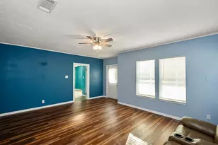 109 Maple St, Highlands, TX 77562 - Photo 13