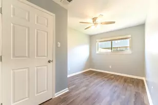11803 Brook Meadows Ln, Meadows Place, TX 77477 - Photo 15
