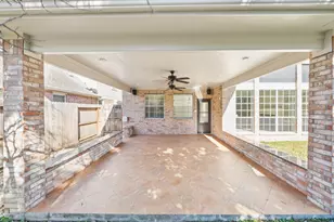 3002 Autumn Cove Ct, Friendswood, TX 77546 - Photo 35