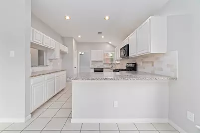 15803 Spruce River Court, Sugar Land, TX 77498 - Photo 9