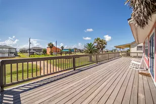 610 Surf Dr, Surfside Beach, TX 77541 - Photo 15