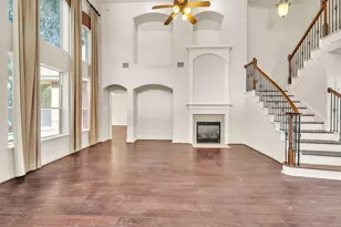 5303 Riverstone Crossing Dr, Sugar Land, TX 77479 - Photo 9