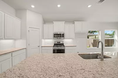 2231 Lakewood Drive, West Columbia, TX 77486 - Photo 13