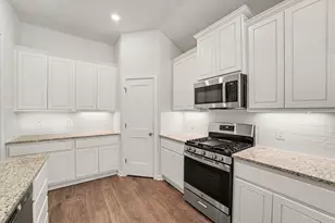 2231 Lakewood Dr, West Columbia, TX 77486 - Photo 11