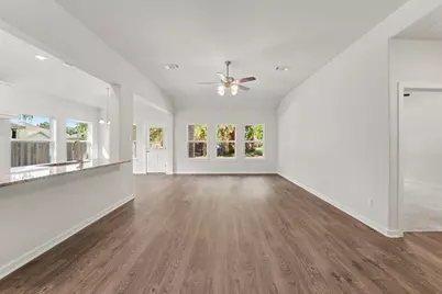 2231 Lakewood Drive, West Columbia, TX 77486 - Photo 5