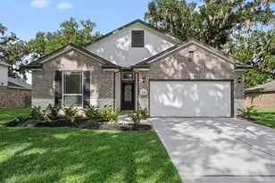 2231 Lakewood Dr, West Columbia, TX 77486 - Photo 1