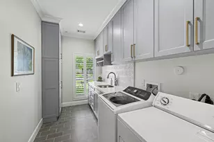 13907 Woodthorpe Ln, Houston, TX 77079 - Photo 13
