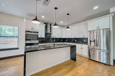 4929 Wilmington Street #A/B, Houston, TX 77033 - Photo 17
