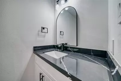 4929 Wilmington Street #A/B, Houston, TX 77033 - Photo 9