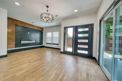 4929 Wilmington Street #A/B, Houston, TX 77033 - Photo 11