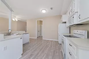 146 Hidden Valley Cir, Huntsville, TX 77340 - Photo 19