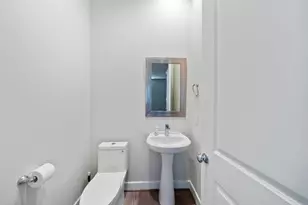 5910 Haring Ln, Houston, TX 77091 - Photo 9