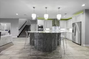 207 W 6th St, Kemah, TX 77565 - Photo 15