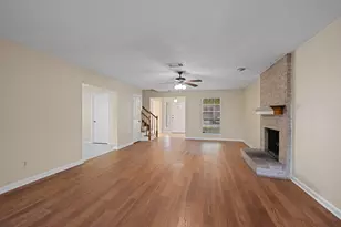 4131 Club Valley Dr Dr, Houston, TX 77082 - Photo 5