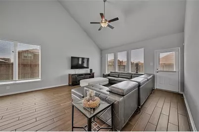 5003 Brewcastle Lane, Katy, TX 77493 - Photo 9