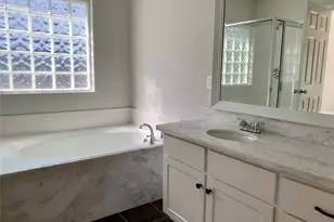 6723 Del Rio Street St, Houston, TX 77021 - Photo 13