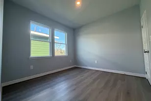 9307 Noel St, Houston, TX 77033 - Photo 7