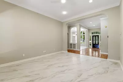 10965 Lake Forest Drive, Conroe, TX 77384 - Photo 11