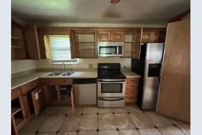 905 Euclid Street, Cleburne, TX 76033 - Photo 7