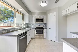 21331 Park Run Dr, Katy, TX 77450 - Photo 15