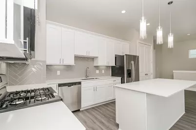 8318 Curry Road, Houston, TX 77093 - Photo 5