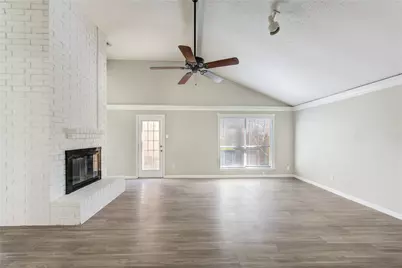 2036 Woodland Hills Drive, Missouri City, TX 77489 - Photo 5