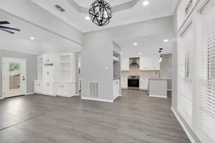 5246 Lakeshore Dr, Willis, TX 77318 - Photo 7