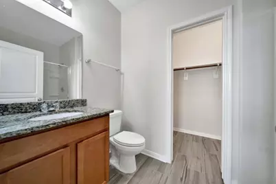 2619 Skyview Silver Drive, Houston, TX 77047 - Photo 13