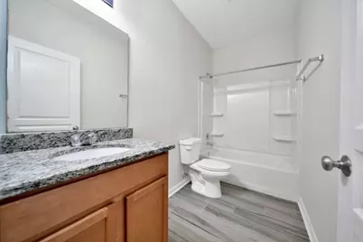 2619 Skyview Silver Drive, Houston, TX 77047 - Photo 17