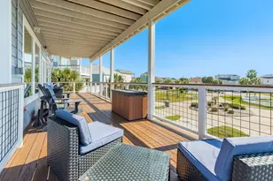 3903 Pirates Beach Blvd Ct, Galveston, TX 77554 - Photo 11