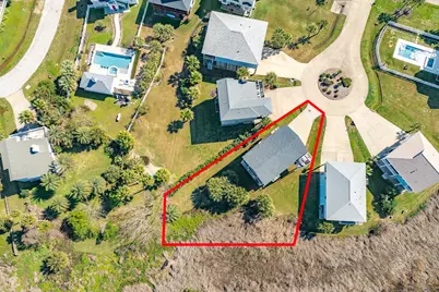 3903 Pirates Beach Blvd Court, Galveston, TX 77554 - Photo 37