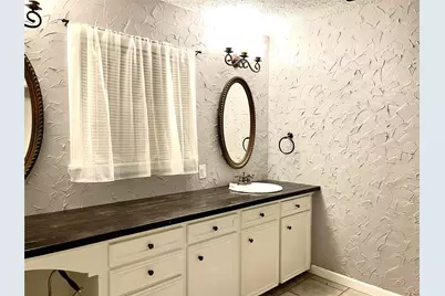 255 Frank Street #A-B, Kountze, TX 77625 - Photo 15