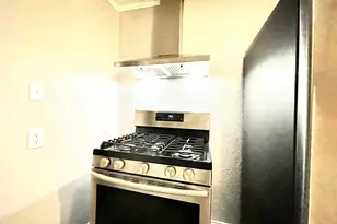 255 Frank St, Kountze, TX 77625 - Photo 7