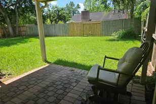 2822 Chimneystone Dr, Sugar Land, TX 77479 - Photo 19