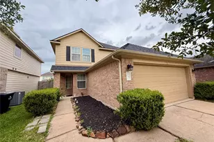 2042 Nichole Woods Dr, Houston, TX 77047 - Photo 1