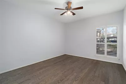11711 Memorial Drive #285, Houston, TX 77024 - Photo 13
