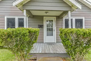 2242 Houston Ave, Pearland, TX 77581 - Photo 5