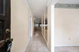 802 Voyager Dr, Houston, TX 77062 - Photo 9