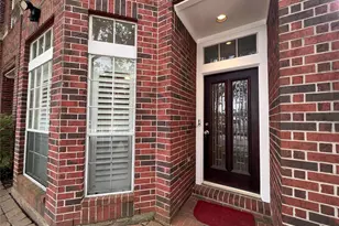 1323 Oneil St, Houston, TX 77019 - Photo 1