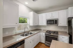 538 E 38th St, Houston, TX 77022 - Photo 11