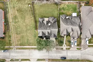 1314 Ravenel Ln, Sugar Land, TX 77479 - Photo 45