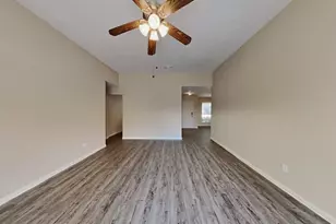 18203 Gravenhurst Ln, Tomball, TX 77377 - Photo 3