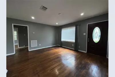 8227 St Lo Road, Houston, TX 77033 - Photo 3