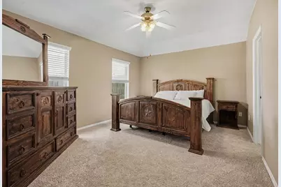102 Blue Skies Court, La Marque, TX 77568 - Photo 17