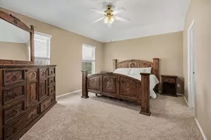 102 Blue Skies Ct, La Marque, TX 77568 - Photo 17
